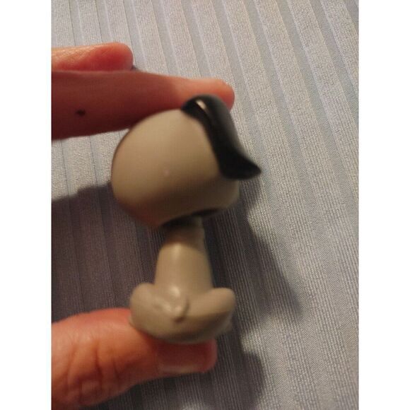 Mannix Puppy Dog Mini Figure Vinyl Bobble-Head Dollhouse Pet White Black Ears - Picture 5 of 6